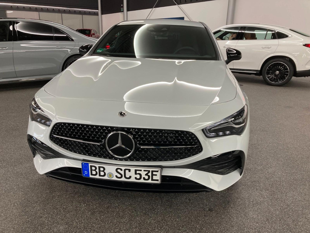 Mercedes-Benz CLA-Klasse 2023 Hybride Benzine