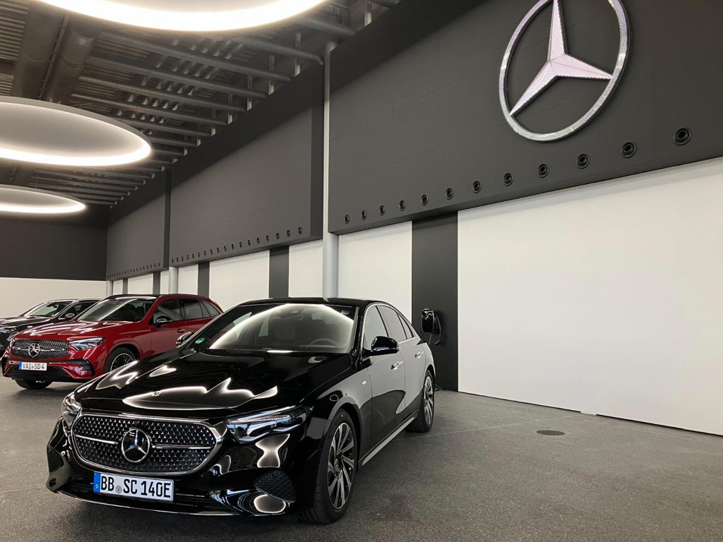 Mercedes-Benz E-Klasse 2025 Hybride Benzine