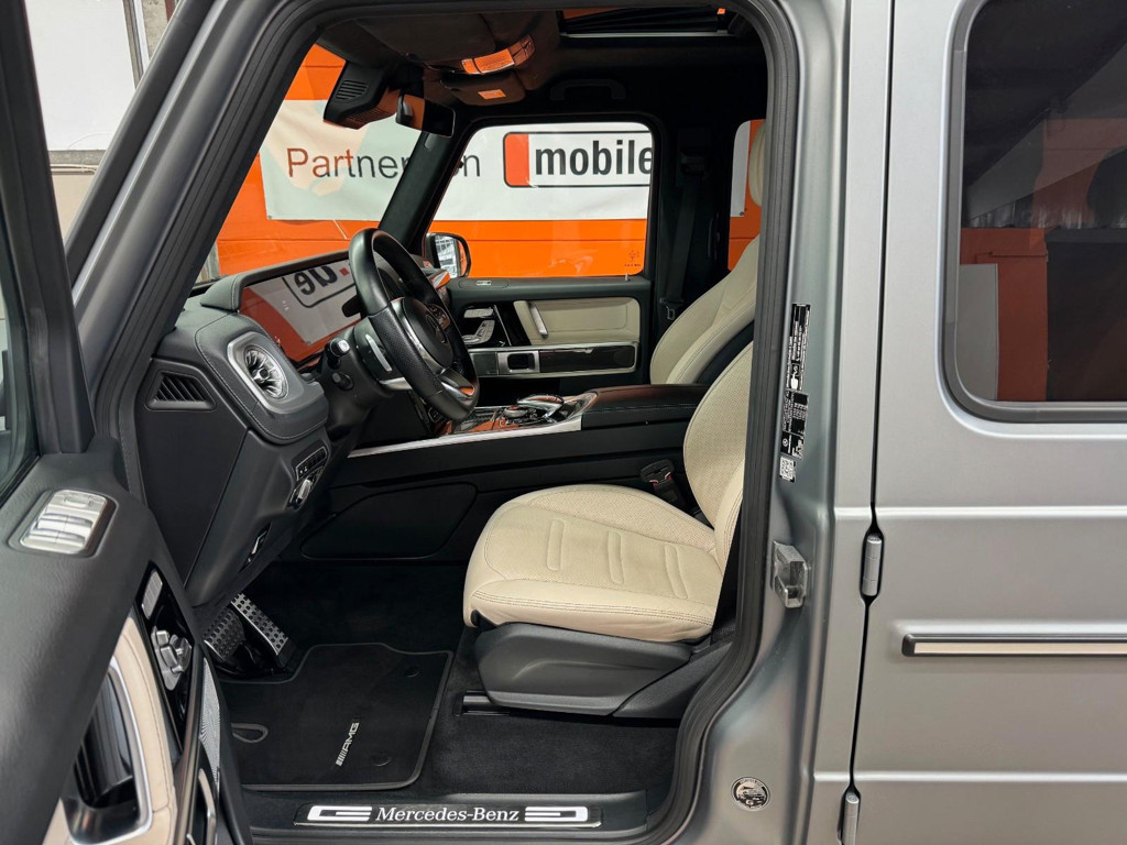 Mercedes-Benz G-Klasse