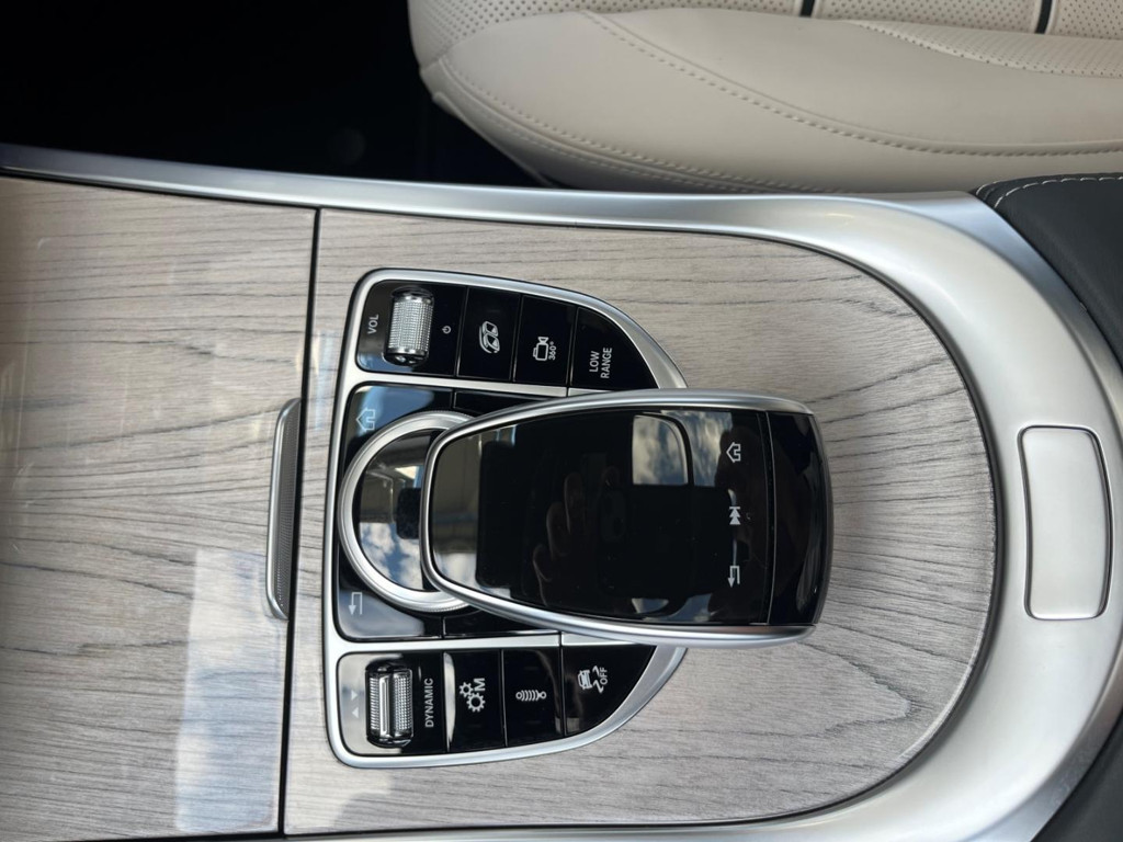 Mercedes-Benz G-Klasse