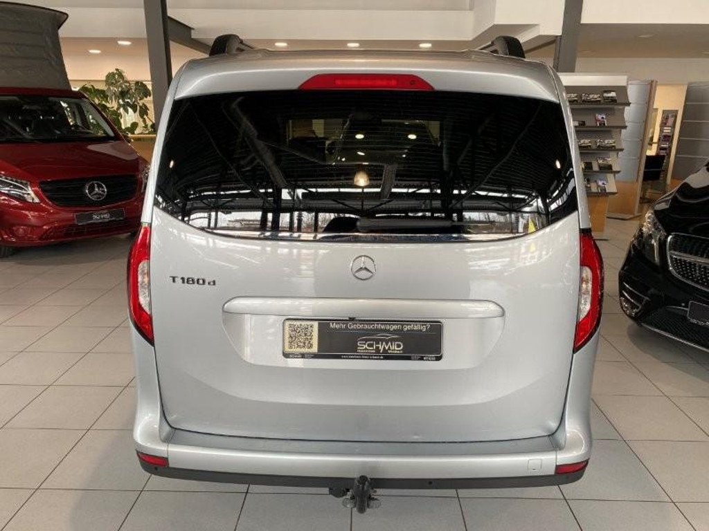Mercedes-Benz T 180