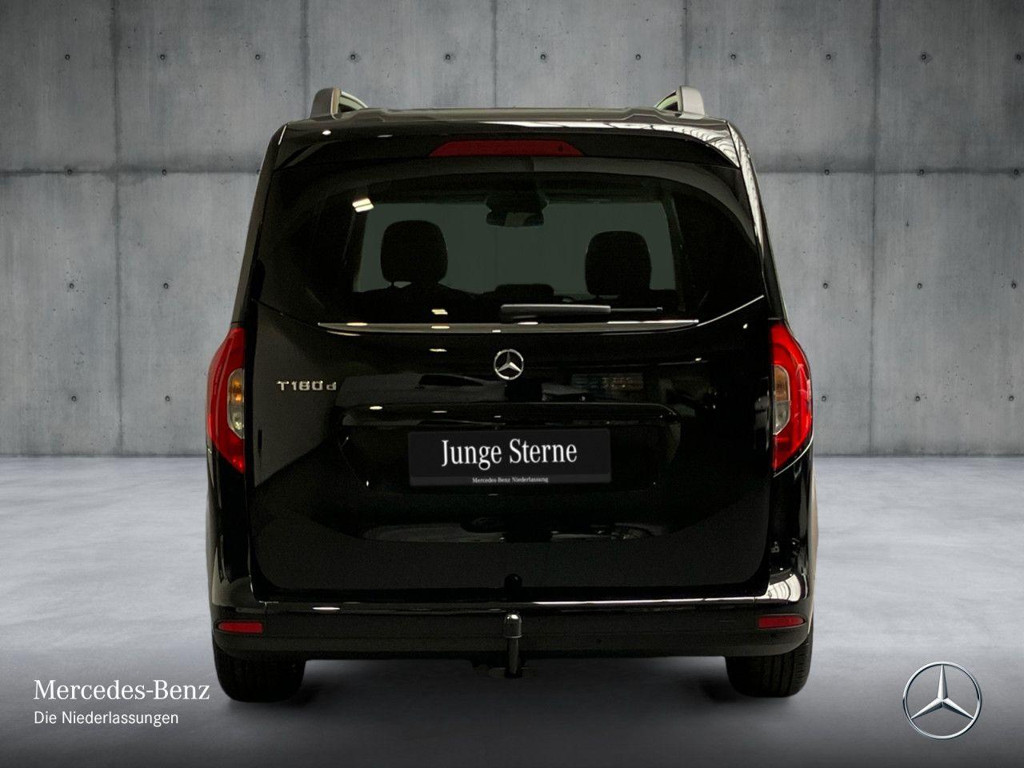 Mercedes-Benz T 180