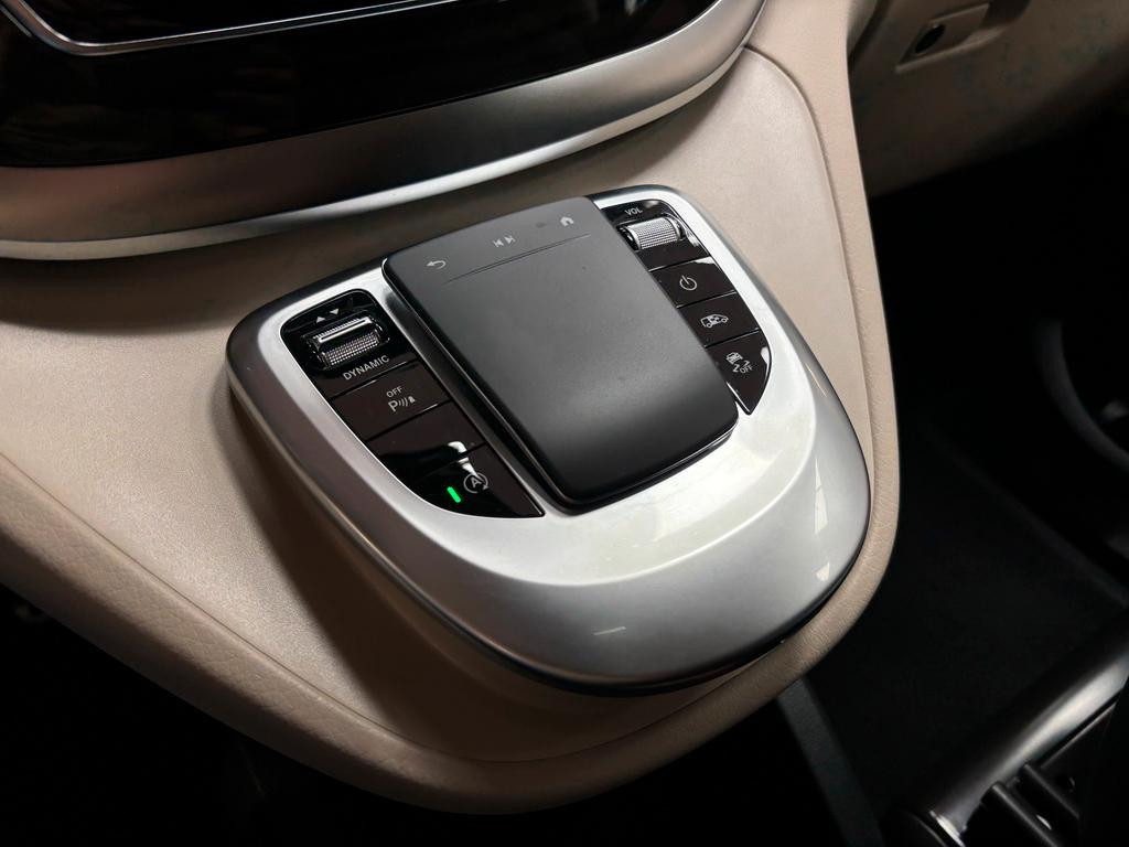 Mercedes-Benz Marco Polo