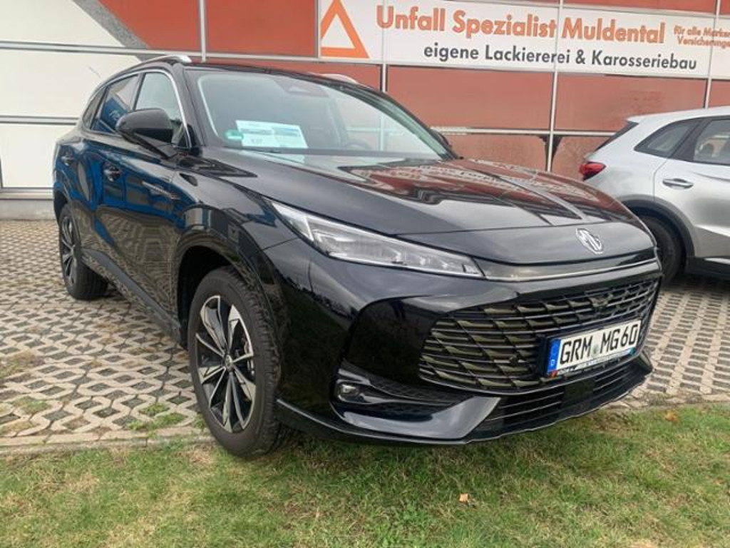 MG HS