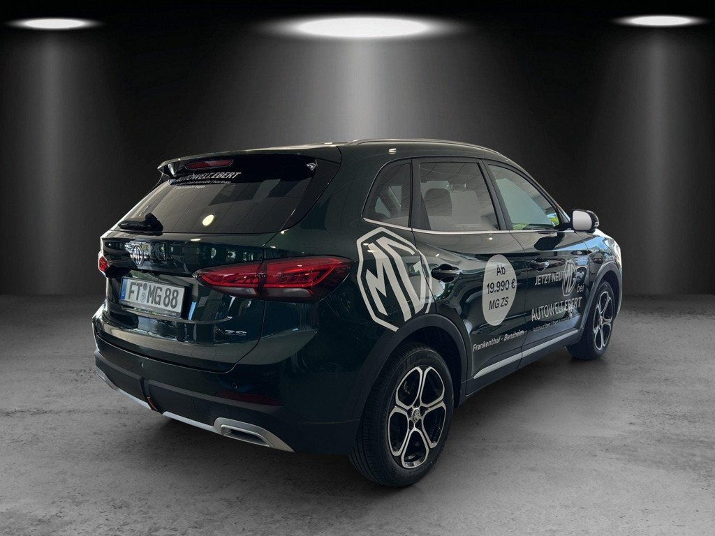 MG ZS