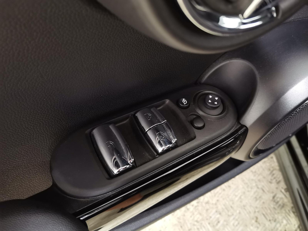 Mini John Cooper Works Cabrio