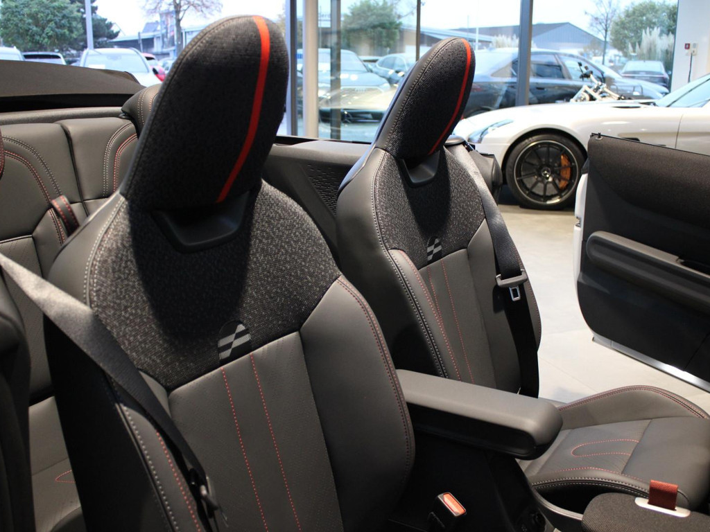 Mini John Cooper Works Cabrio