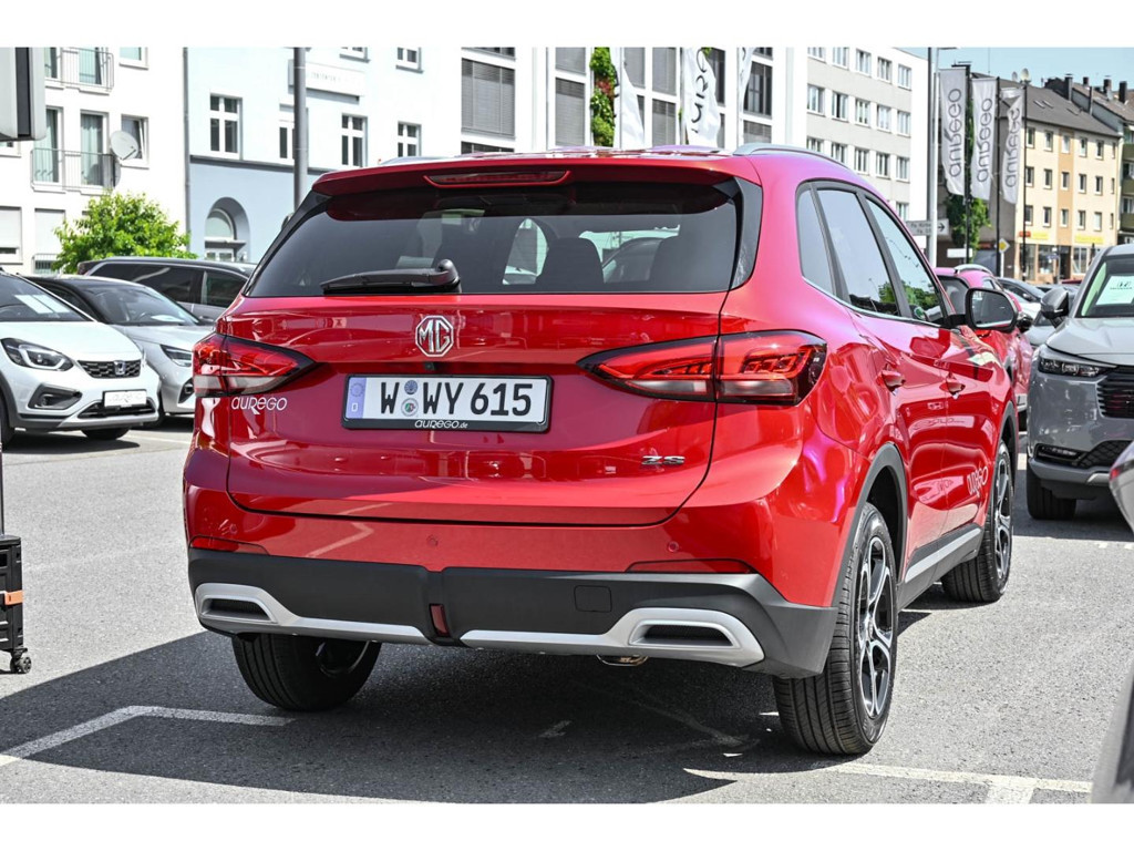 MG ZS