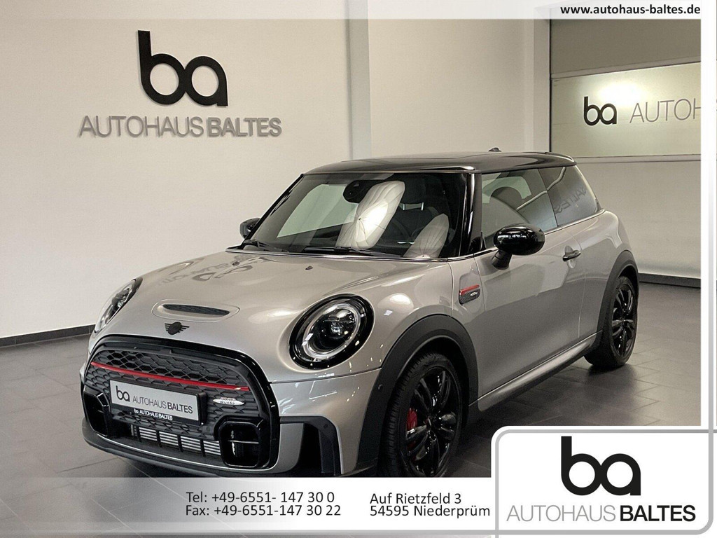 Mini John Cooper Works 2024 Benzine