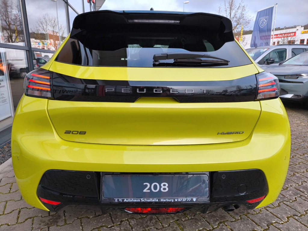 Peugeot e-208