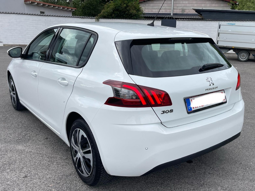 Peugeot 308