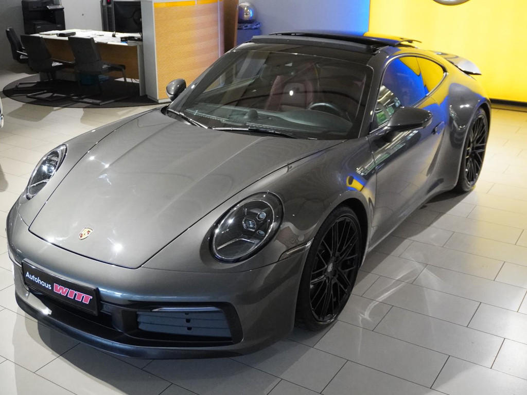 Porsche 992