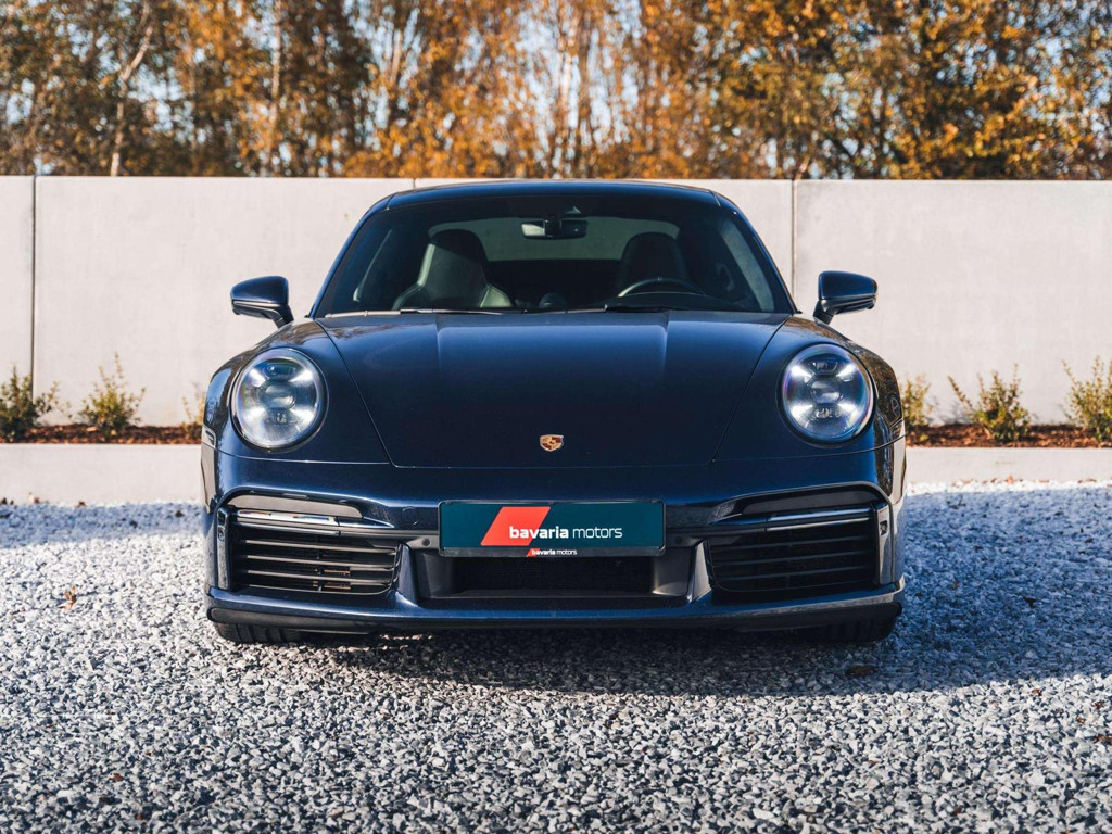 Porsche 992