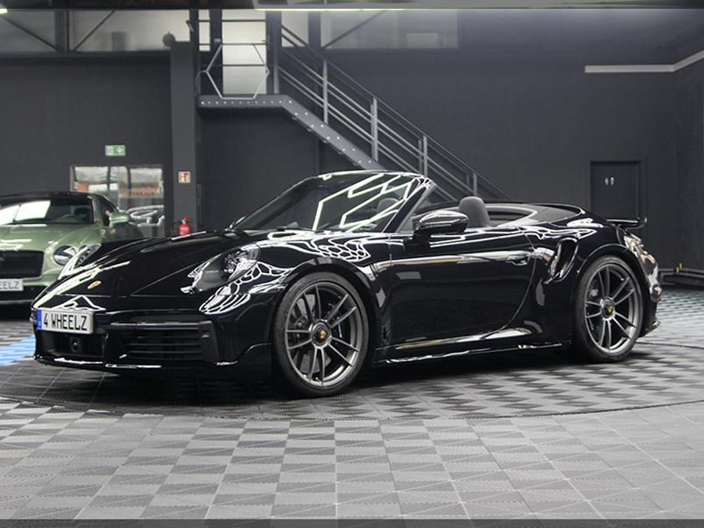 Porsche 992