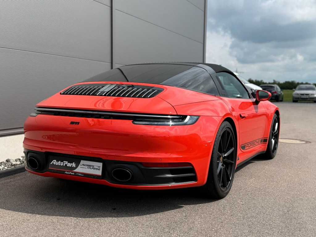 Porsche 992
