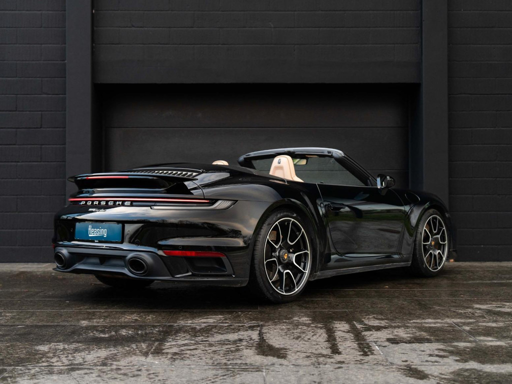 Porsche 992
