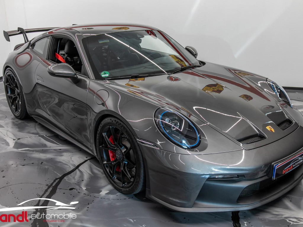 Porsche 992