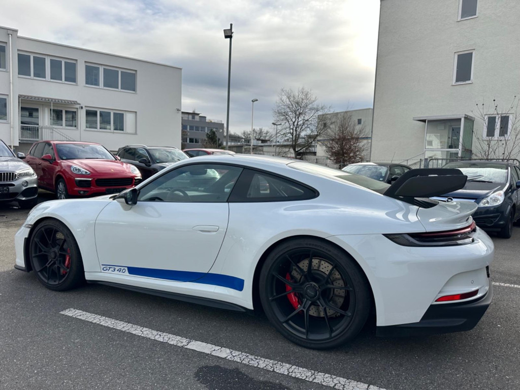 Porsche 992