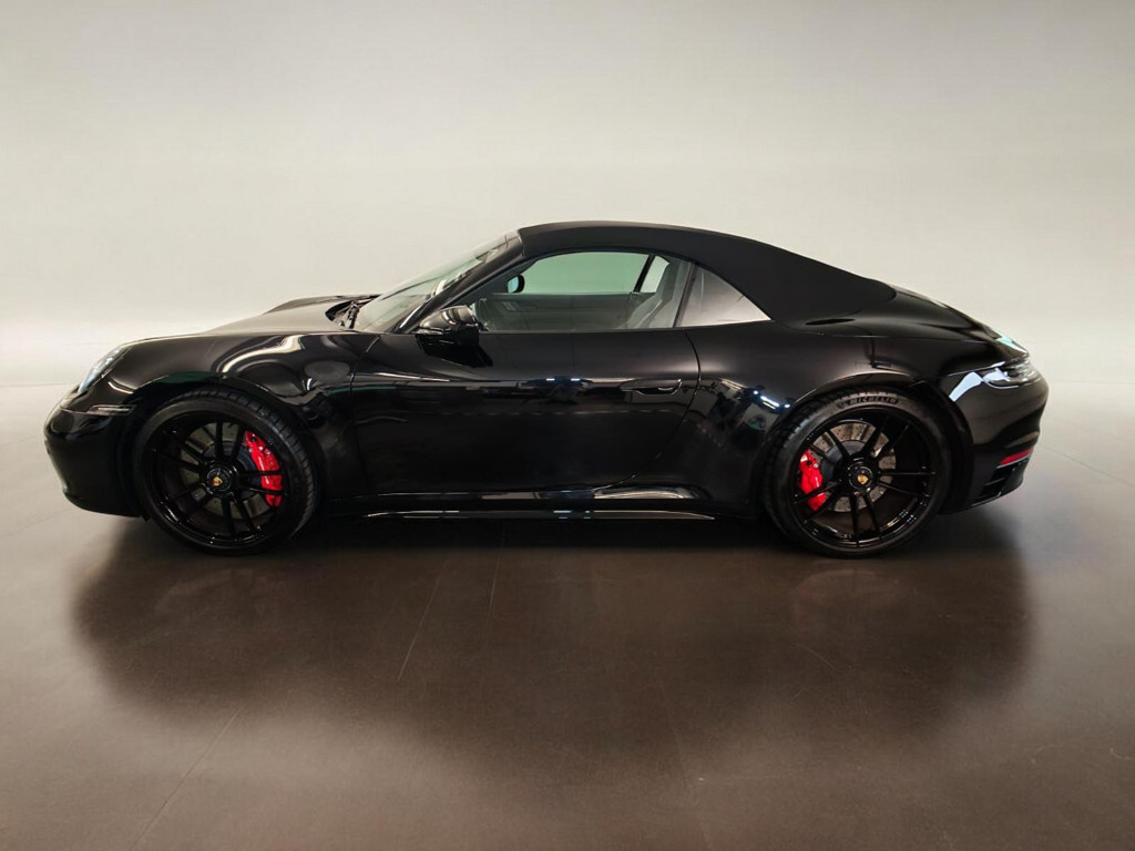 Porsche 992