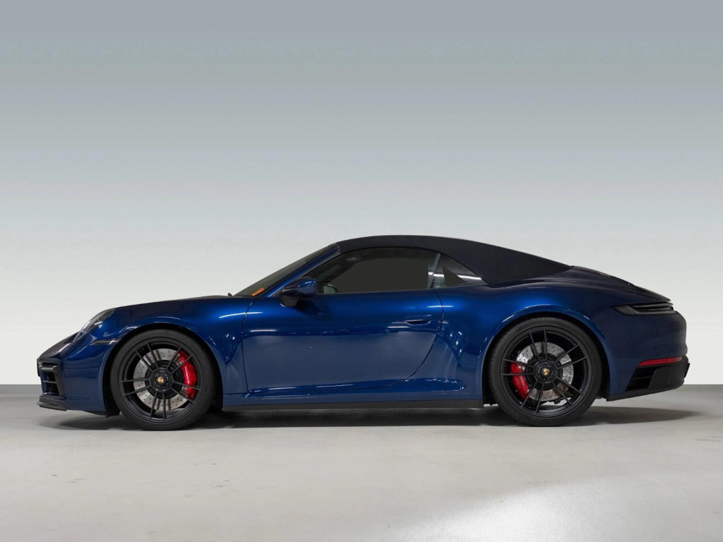 Porsche 992