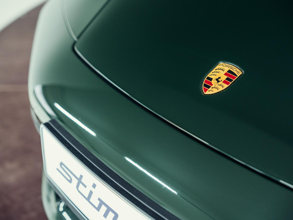 Porsche 992