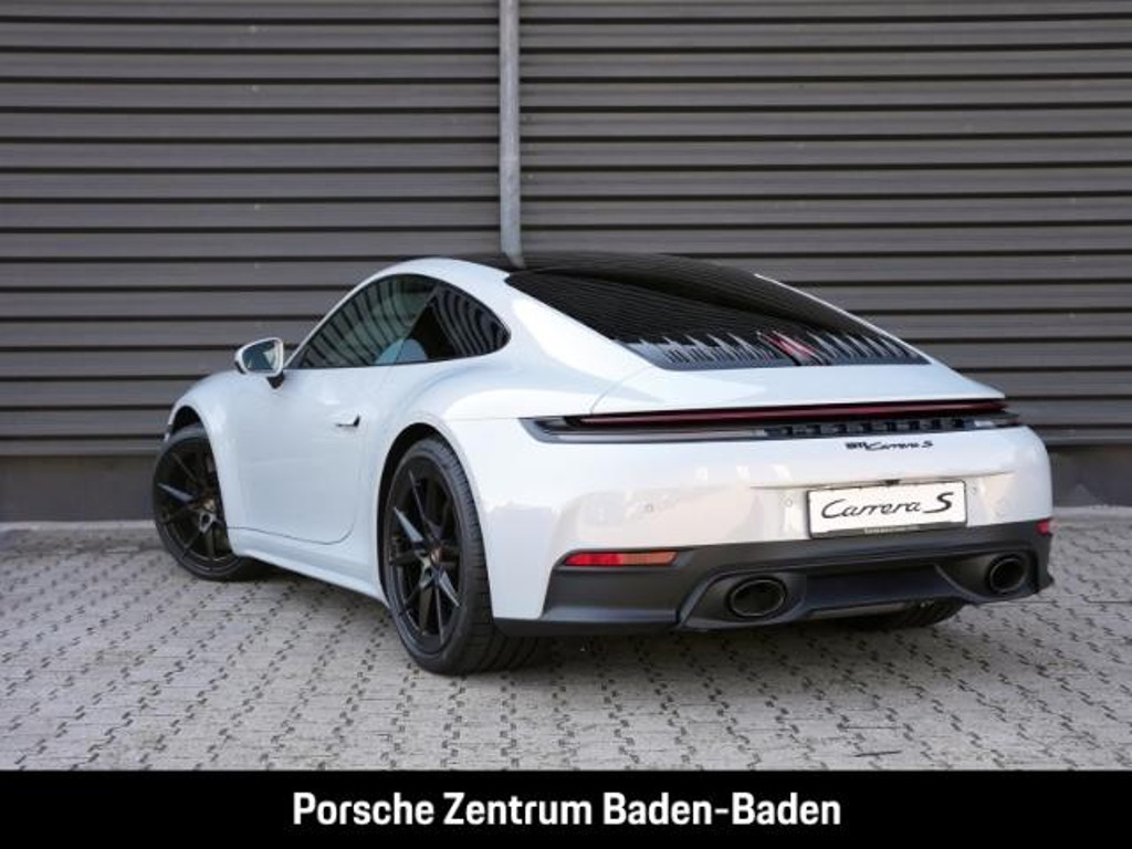 Porsche 992