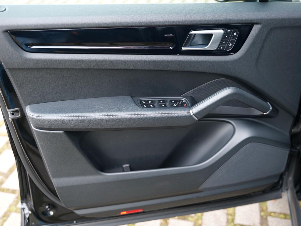 Porsche Cayenne 2021 Benzine