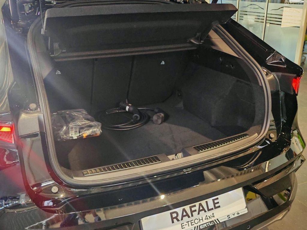 Renault Rafale