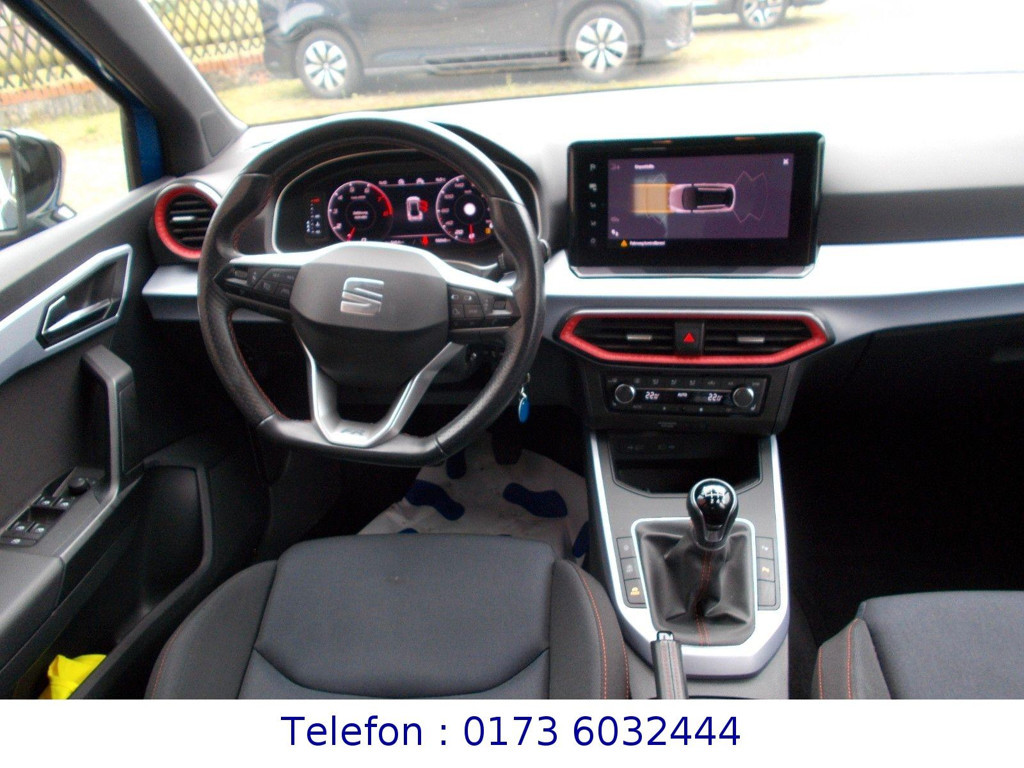 Seat Arona