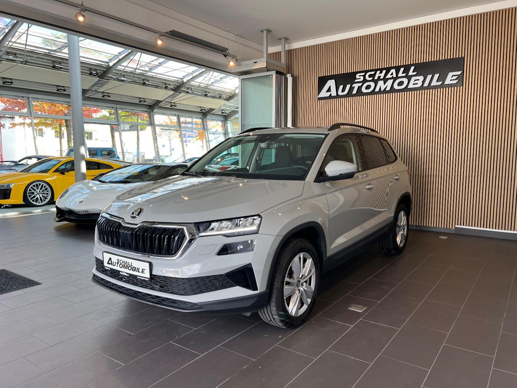 Skoda Karoq 2025 Benzine
