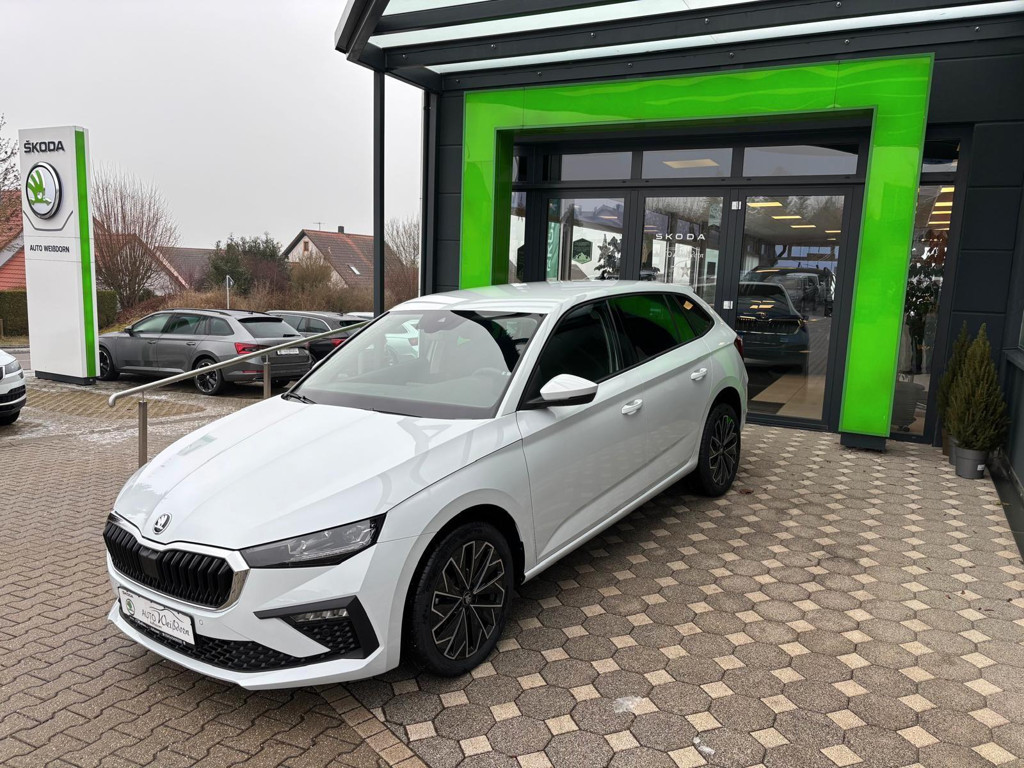 Skoda Scala 2025 Benzine