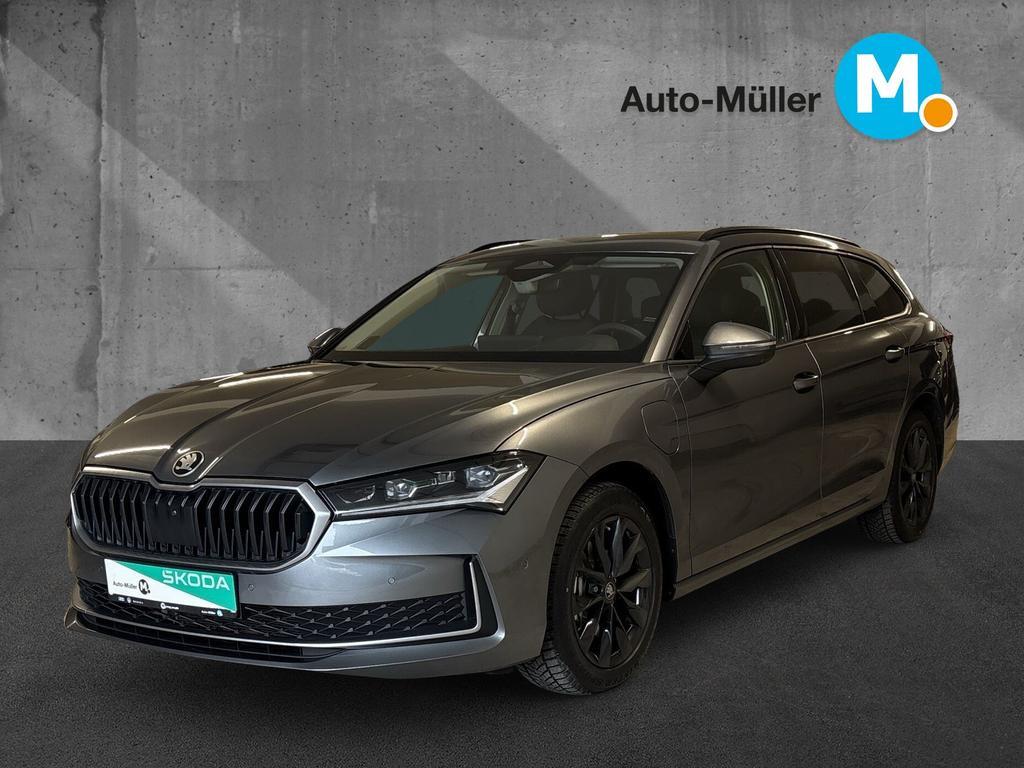 Skoda Superb 2025 Hybride Benzine