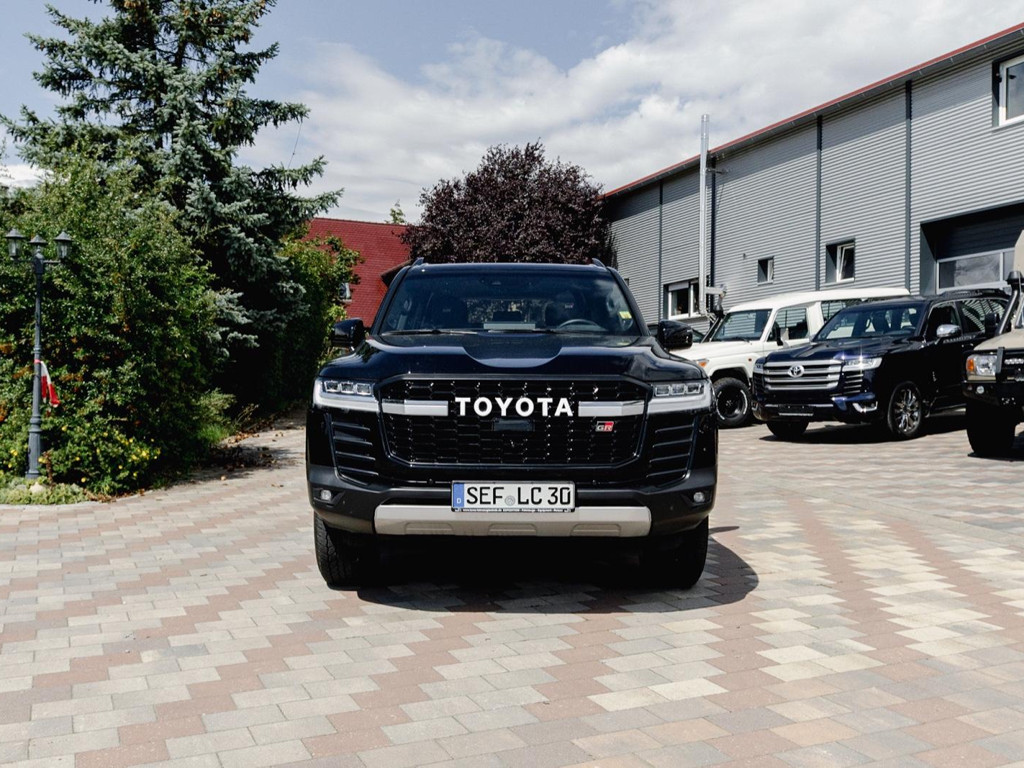 Toyota Land Cruiser 2023 Benzine