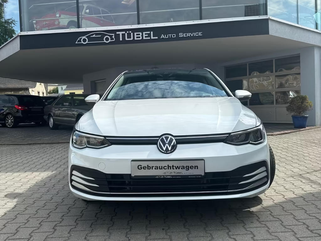 Volkswagen Golf 2022 Benzine