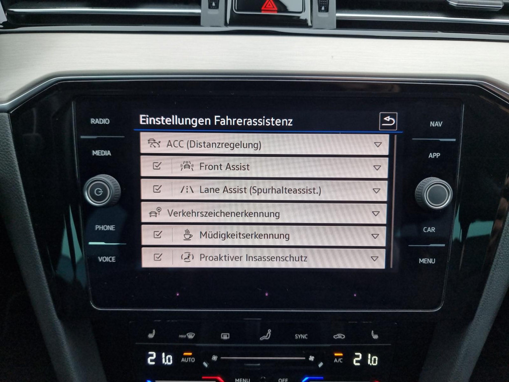 Volkswagen Passat 2022 Benzine