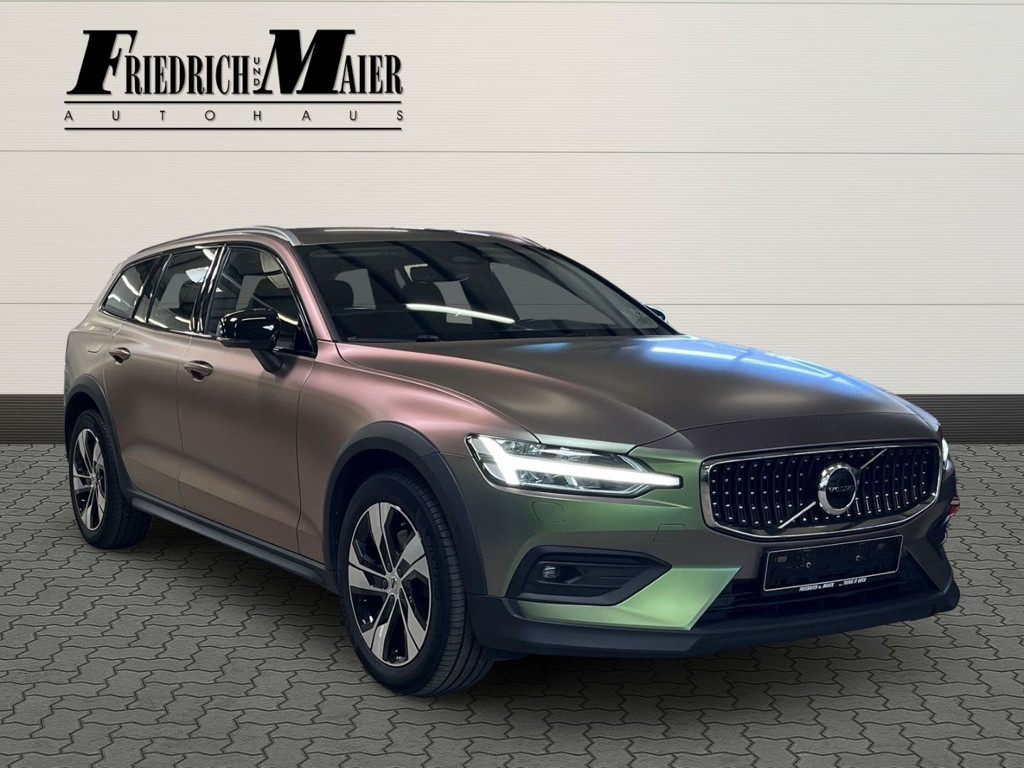 Volvo V60 Cross Country