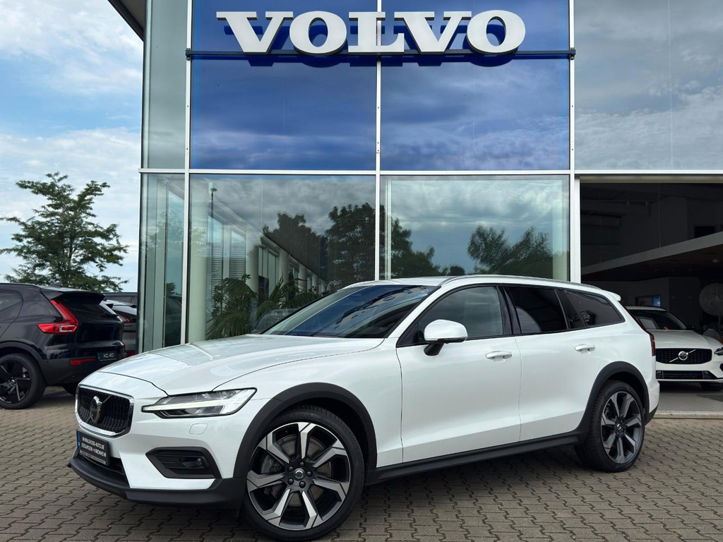 Volvo V60 Cross Country