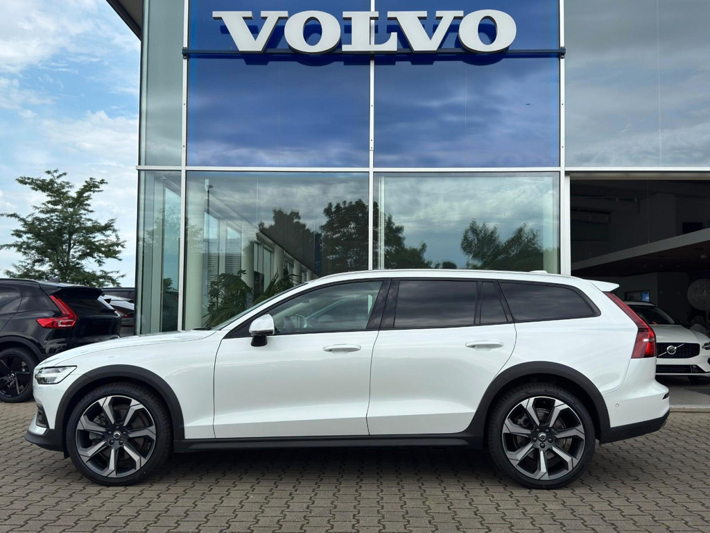 Volvo V60 Cross Country