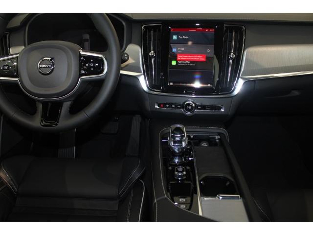 Volvo V90 Cross Country