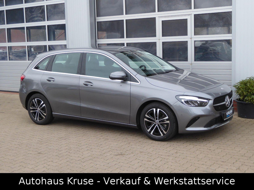 Mercedes-Benz B-Klasse 2023 Benzine