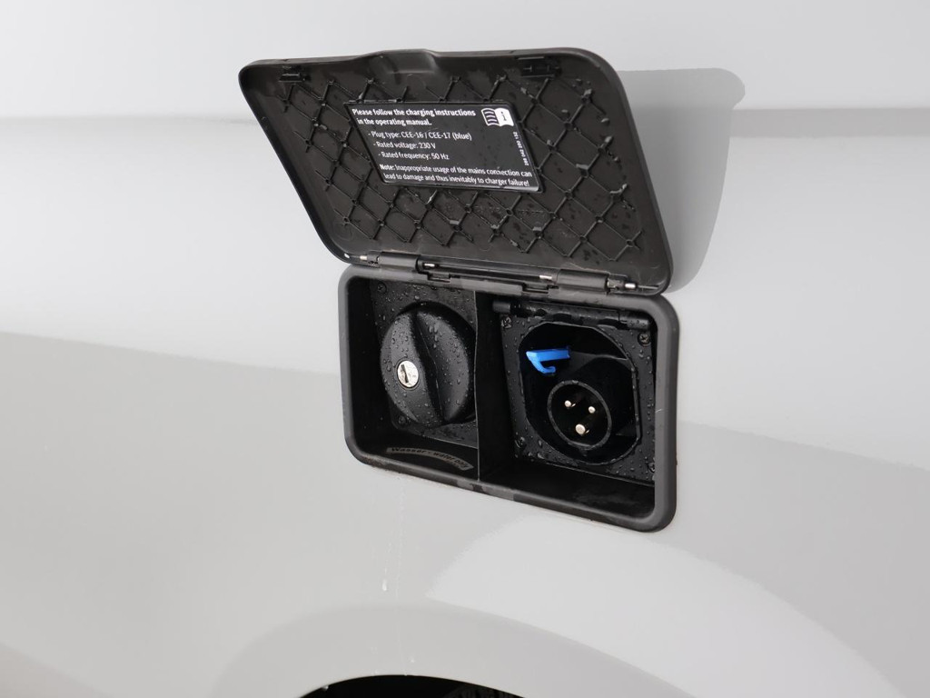 Mercedes-Benz Marco Polo