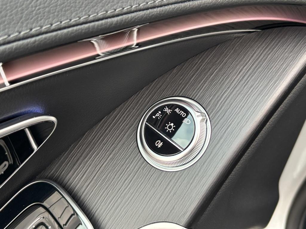 Mercedes-Benz S-Klasse