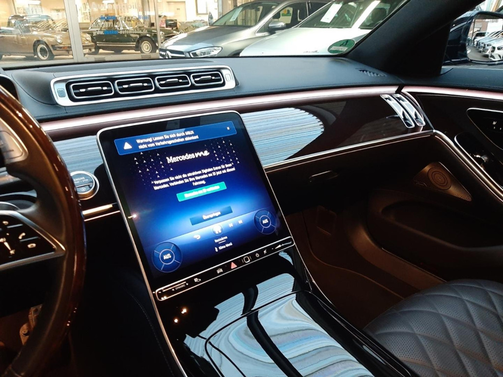 Mercedes-Benz S-Klasse