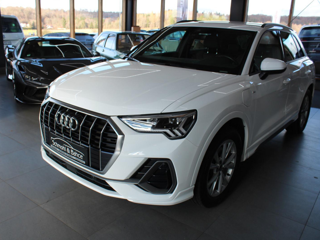 Audi Q3 2022 Hybride Benzine