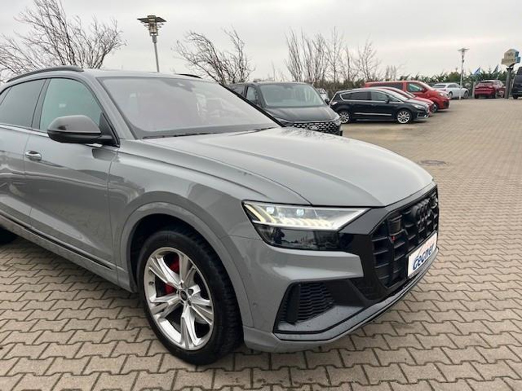 Audi SQ8