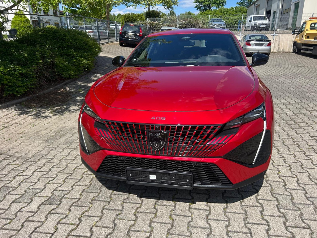 Peugeot 408