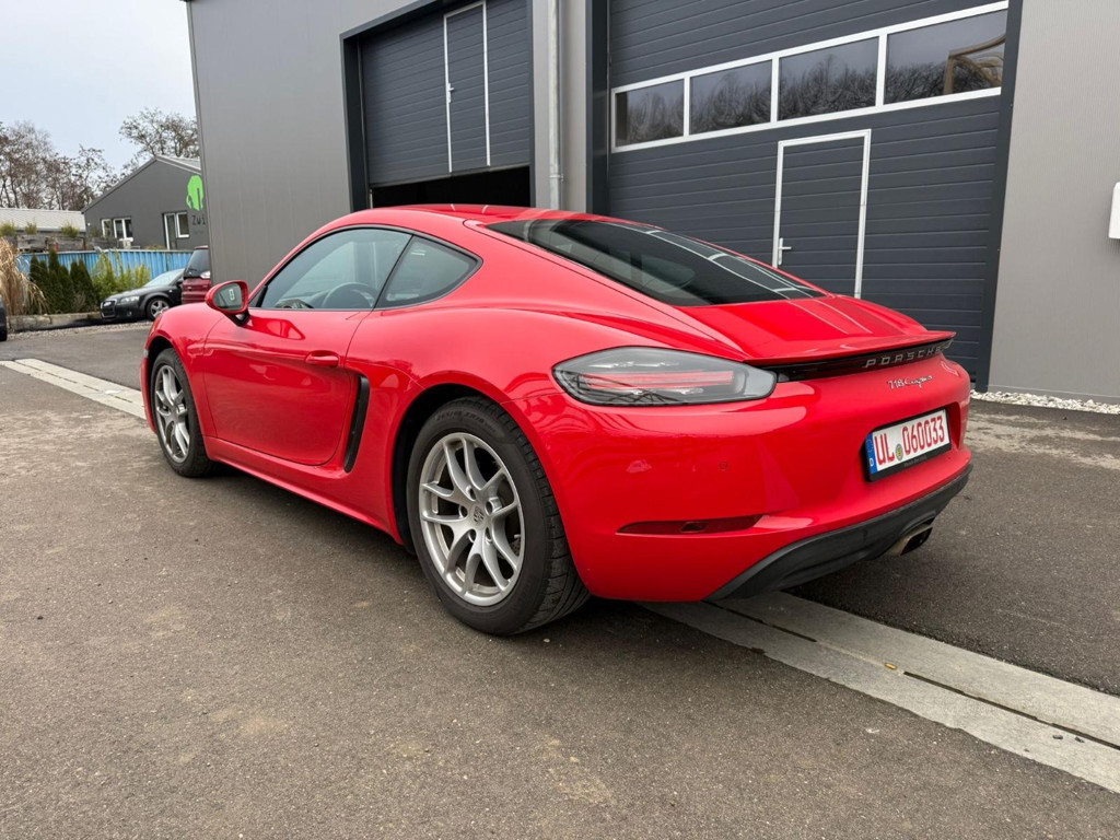 Porsche Cayman