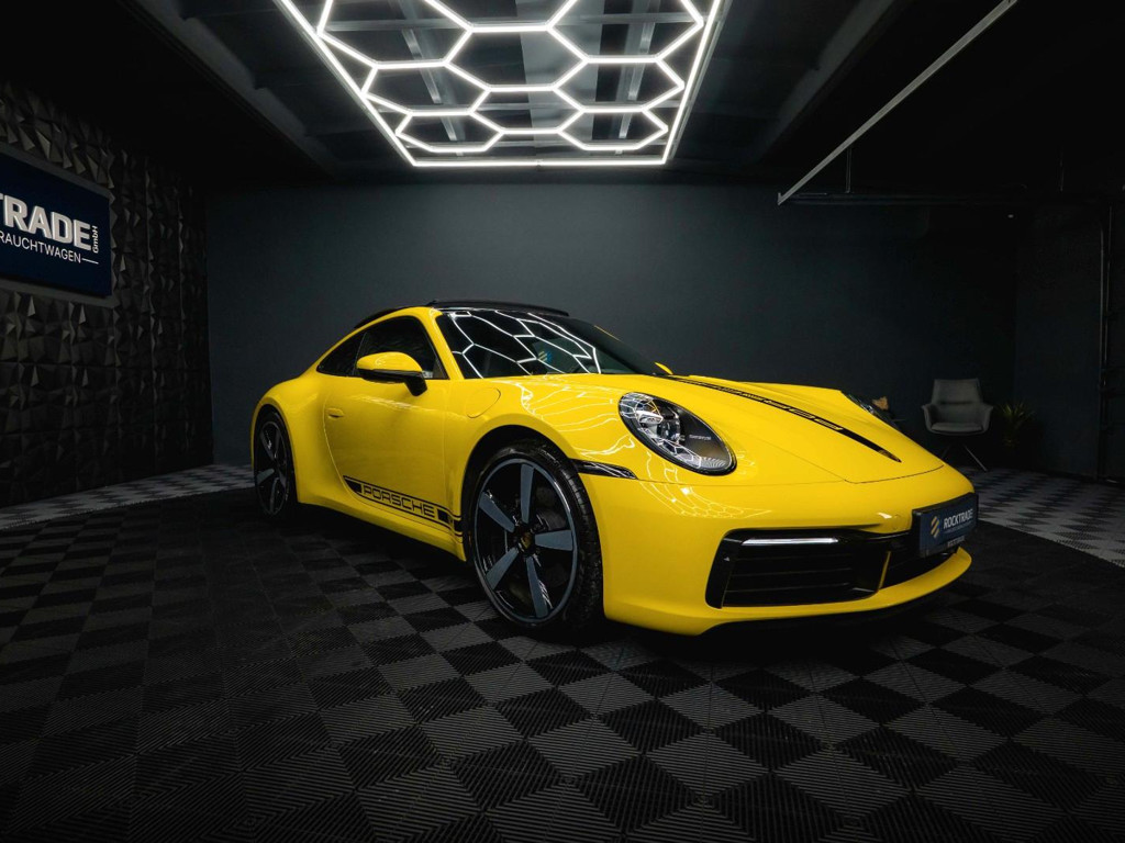 Porsche 992