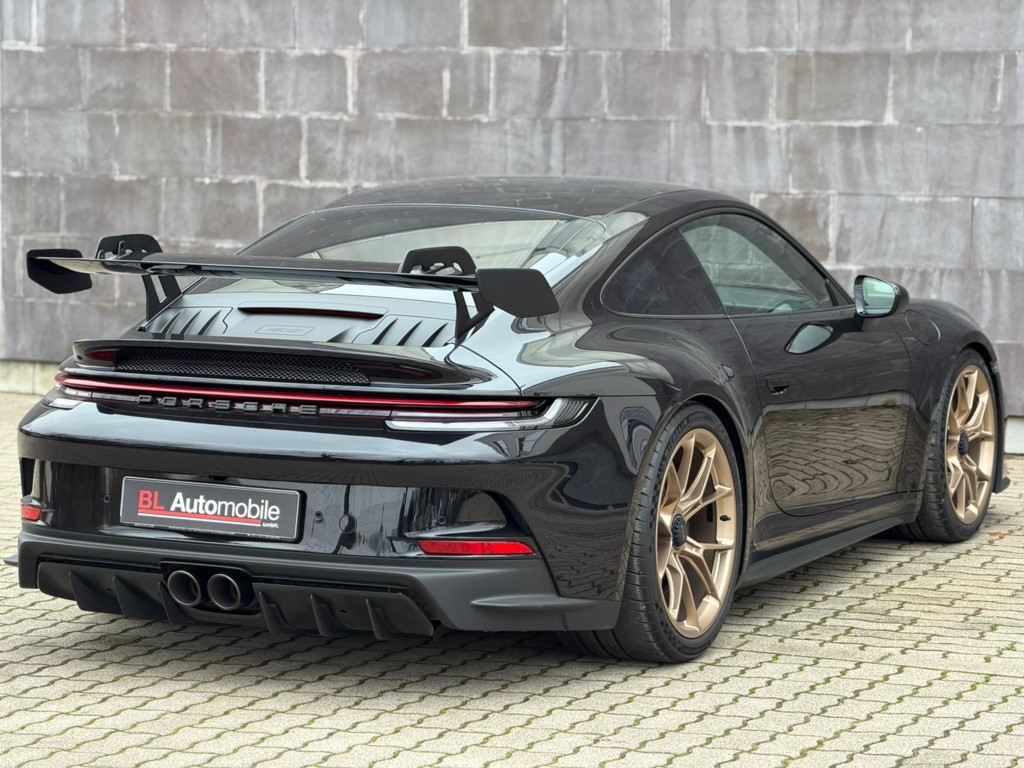 Porsche 992