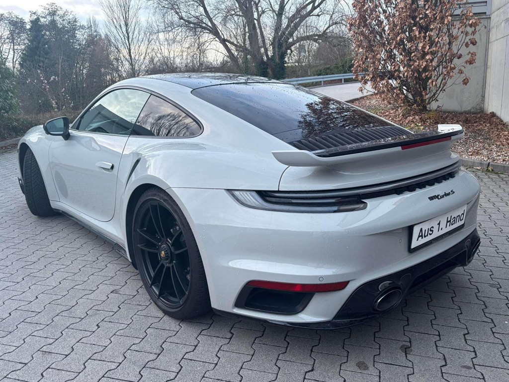Porsche 992